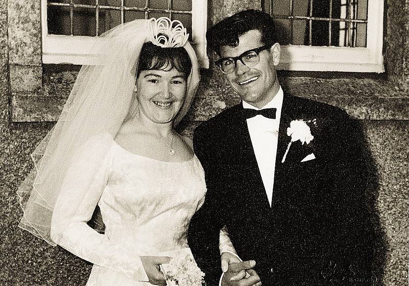 Peter and Jean on their wedding day at Coalburn Church