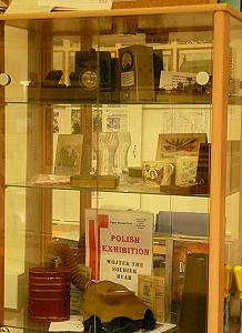 Display cabinet